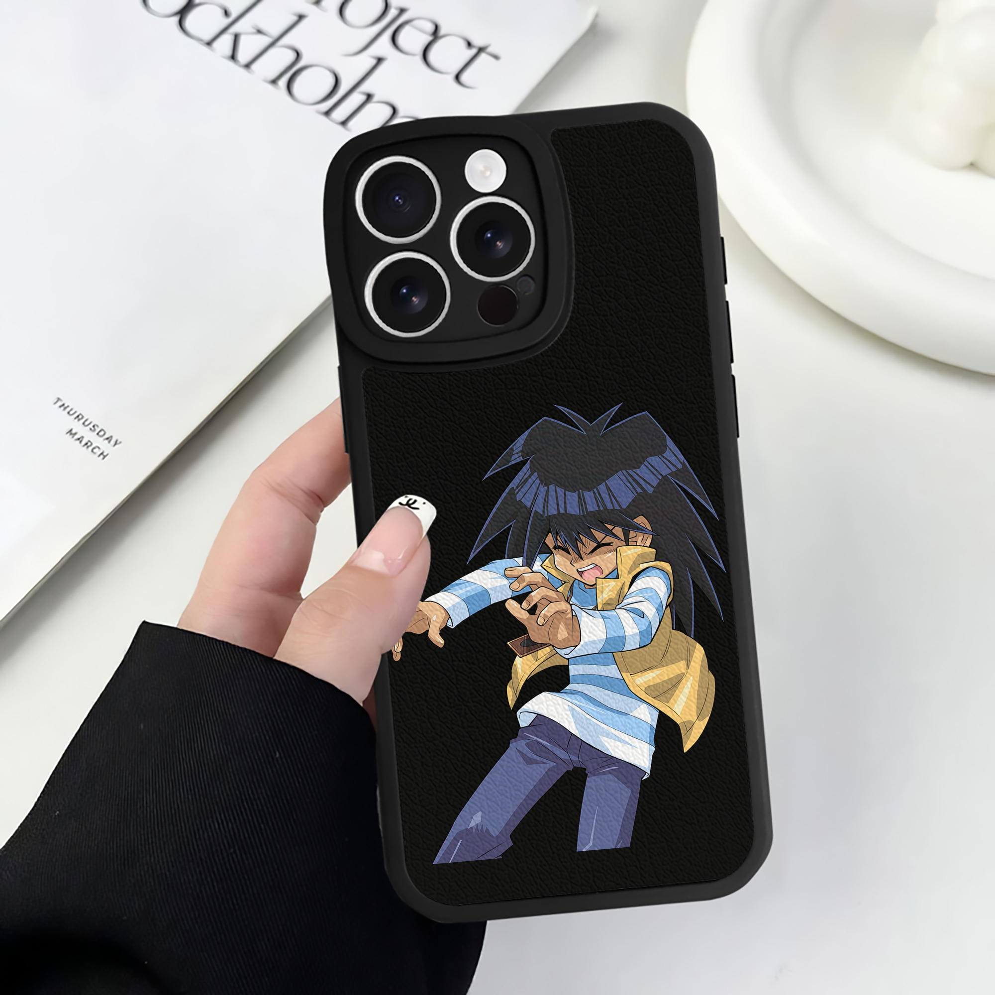 遊☆戯☆王 Yu-Gi-Oh! 【iPhone 16シリーズ対応】シリコンスマホケース（レザー調） 材質：シリコン